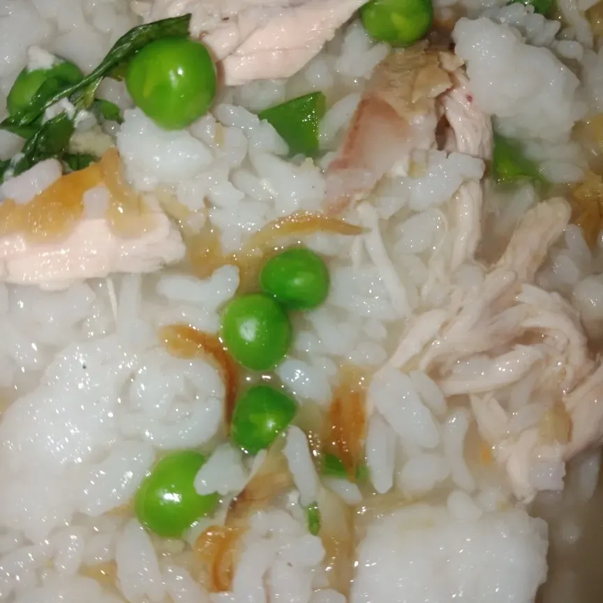 Foto Sop Ayam Kampung Suir Kacang Polong