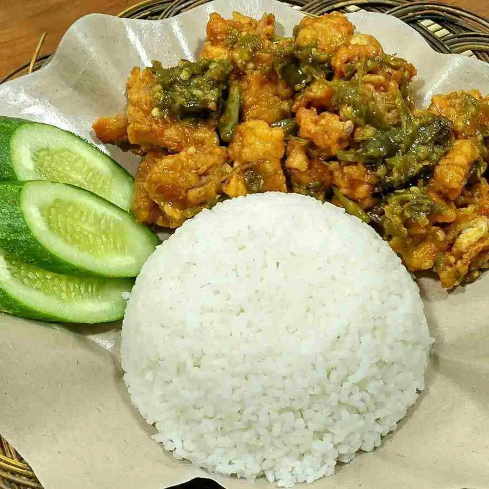 Foto Nasi Ayam Geprek Sambal Ijo
