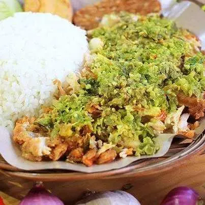 Foto Ayam Geprek Sambal Ijo