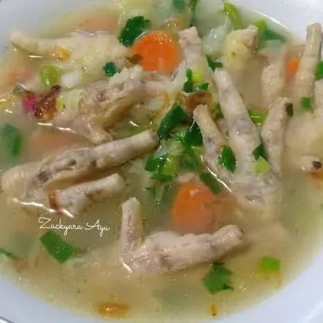 Foto Sop Ceker Kacang Polong