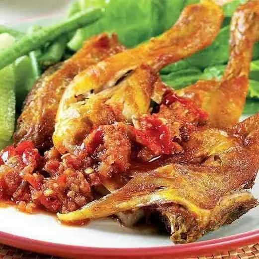 Foto Ayam Goreng Kampung Sambal Tomat