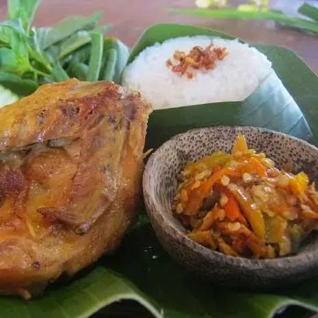 Foto Nasi Box Ayam Kampung Kosek