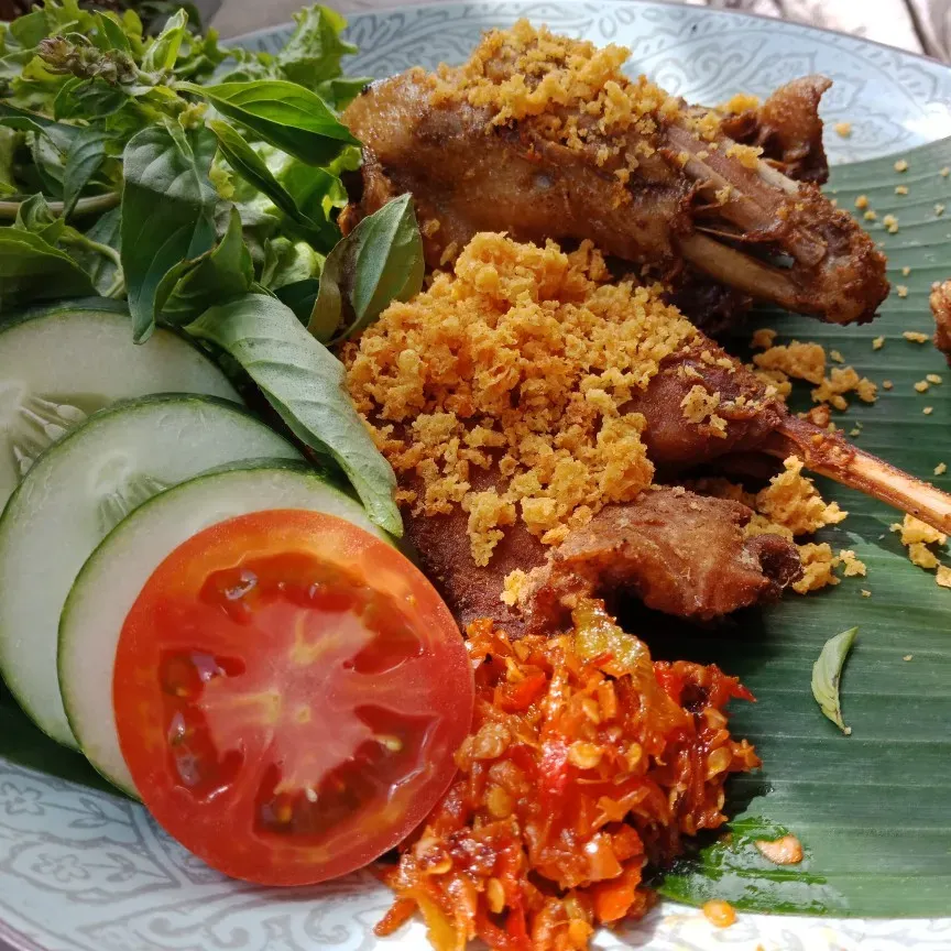 Foto Dada Bebek Goreng Sinjay Sambal Tawur
