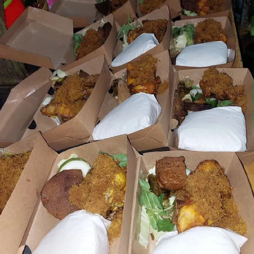 Foto 2 Paket Nasi Ayam Pedaging Goreng Laos