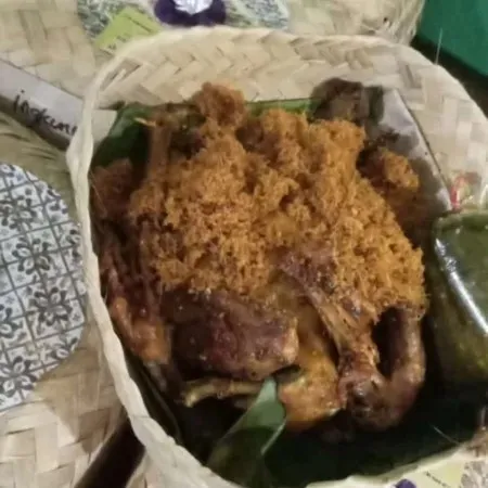 Foto 2 Ekor Ingkung Laos