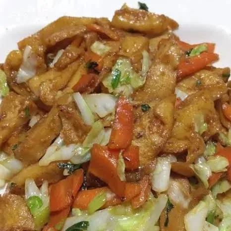 Capcay goreng jawa dengan suiran ayam dan sayuran hijau