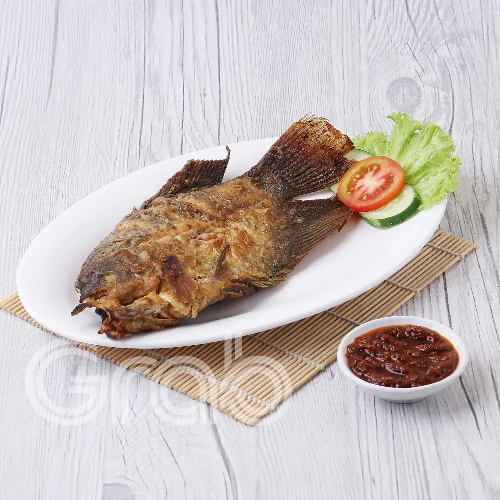 Foto Ikan Gurami Goreng